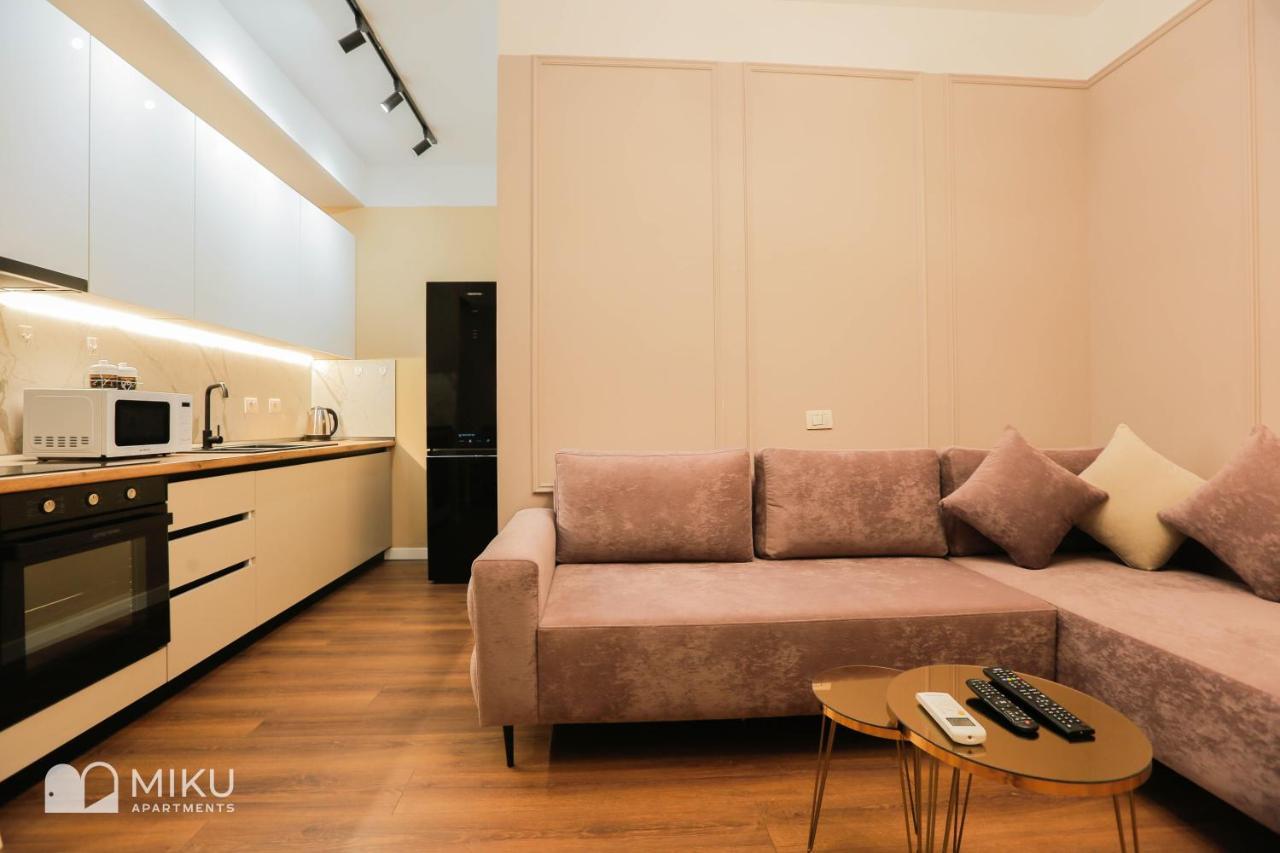 Miku Apartment - Perfect 1Bedroom At Komuna E Parisit Tirana Exterior photo