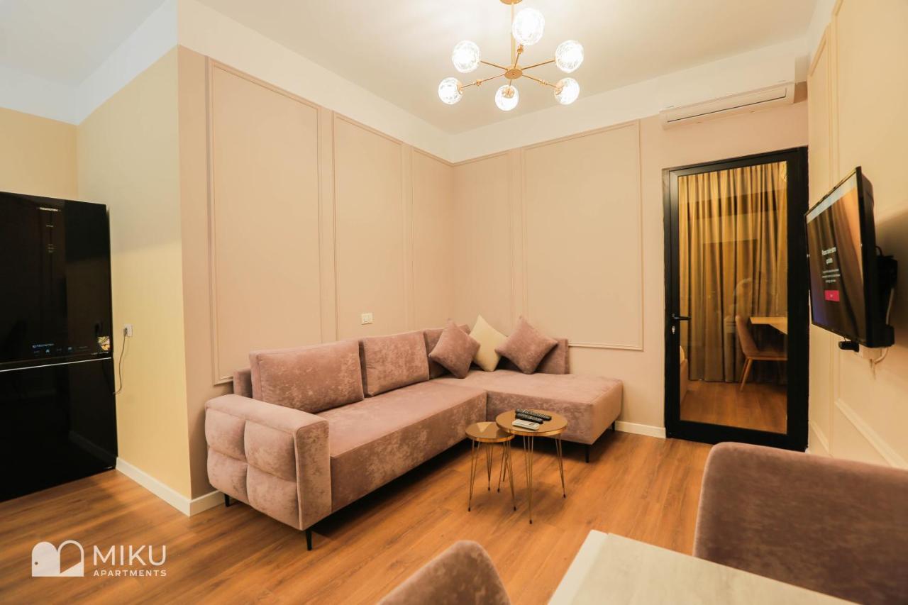 Miku Apartment - Perfect 1Bedroom At Komuna E Parisit Tirana Exterior photo