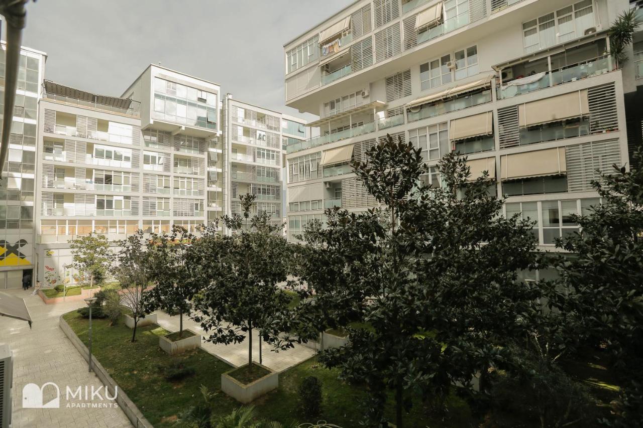 Miku Apartment - Perfect 1Bedroom At Komuna E Parisit Tirana Exterior photo
