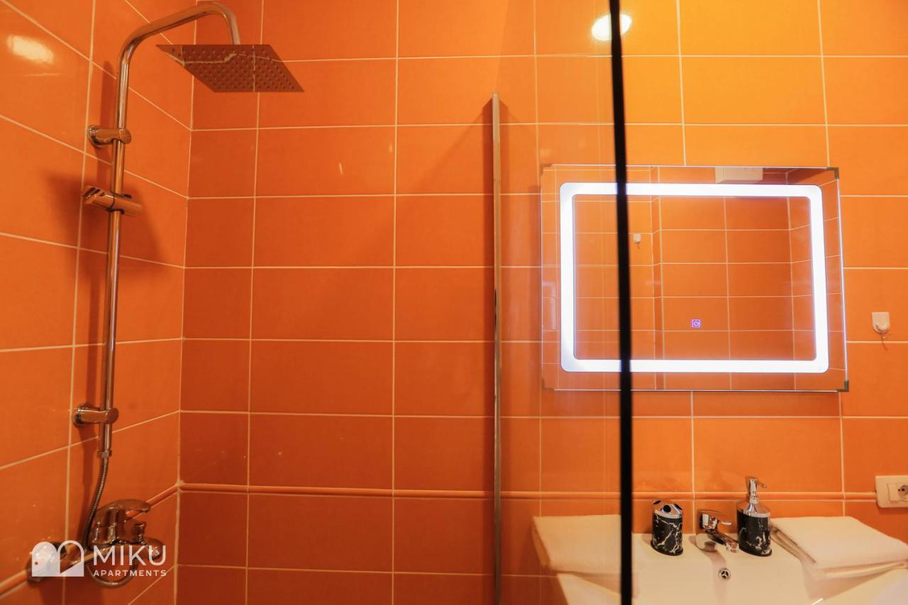 Miku Apartment - Perfect 1Bedroom At Komuna E Parisit Tirana Exterior photo